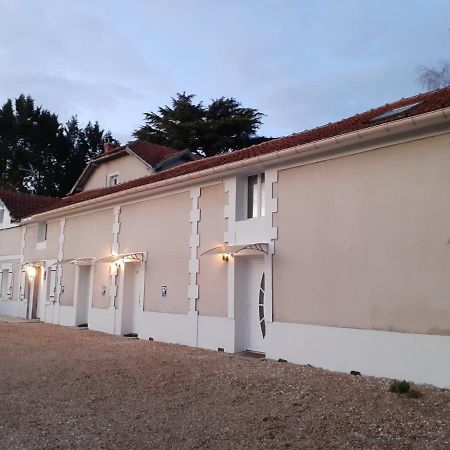 05 - Tres Joli 3 Pieces Neuf 2 Chambres, Logement Tout Equipe Pour 1 A 4 Personnes Maximum, Vue Sur Jardin Avec Parking Privatif, Grand Fourgon Possible, Tout Le Linge De Maison Est Fourni Annesse-et-Beaulieu المظهر الخارجي الصورة