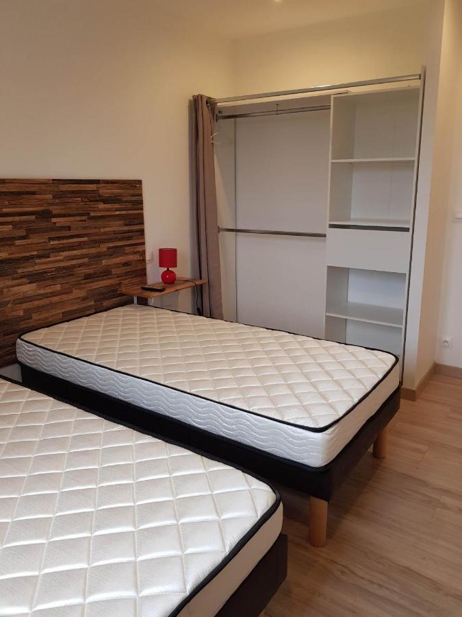05 - Tres Joli 3 Pieces Neuf 2 Chambres, Logement Tout Equipe Pour 1 A 4 Personnes Maximum, Vue Sur Jardin Avec Parking Privatif, Grand Fourgon Possible, Tout Le Linge De Maison Est Fourni Annesse-et-Beaulieu المظهر الخارجي الصورة