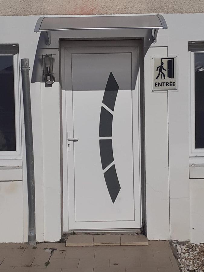 05 - Tres Joli 3 Pieces Neuf 2 Chambres, Logement Tout Equipe Pour 1 A 4 Personnes Maximum, Vue Sur Jardin Avec Parking Privatif, Grand Fourgon Possible, Tout Le Linge De Maison Est Fourni Annesse-et-Beaulieu المظهر الخارجي الصورة