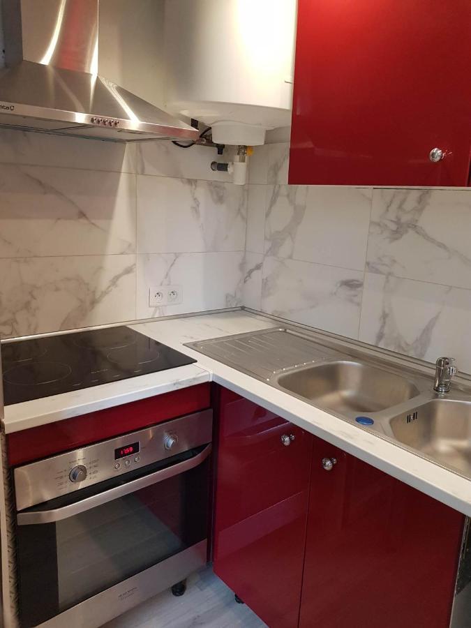 05 - Tres Joli 3 Pieces Neuf 2 Chambres, Logement Tout Equipe Pour 1 A 4 Personnes Maximum, Vue Sur Jardin Avec Parking Privatif, Grand Fourgon Possible, Tout Le Linge De Maison Est Fourni Annesse-et-Beaulieu المظهر الخارجي الصورة