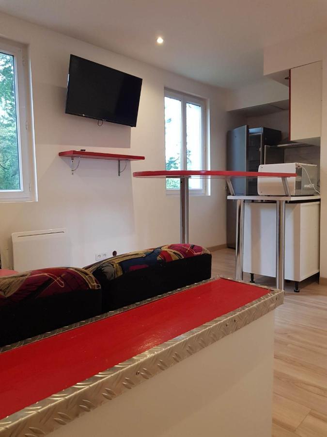 05 - Tres Joli 3 Pieces Neuf 2 Chambres, Logement Tout Equipe Pour 1 A 4 Personnes Maximum, Vue Sur Jardin Avec Parking Privatif, Grand Fourgon Possible, Tout Le Linge De Maison Est Fourni Annesse-et-Beaulieu المظهر الخارجي الصورة