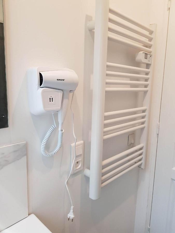 05 - Tres Joli 3 Pieces Neuf 2 Chambres, Logement Tout Equipe Pour 1 A 4 Personnes Maximum, Vue Sur Jardin Avec Parking Privatif, Grand Fourgon Possible, Tout Le Linge De Maison Est Fourni Annesse-et-Beaulieu المظهر الخارجي الصورة