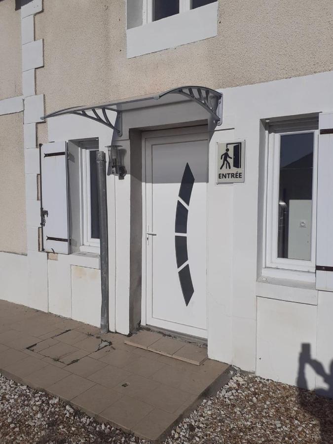 05 - Tres Joli 3 Pieces Neuf 2 Chambres, Logement Tout Equipe Pour 1 A 4 Personnes Maximum, Vue Sur Jardin Avec Parking Privatif, Grand Fourgon Possible, Tout Le Linge De Maison Est Fourni Annesse-et-Beaulieu المظهر الخارجي الصورة